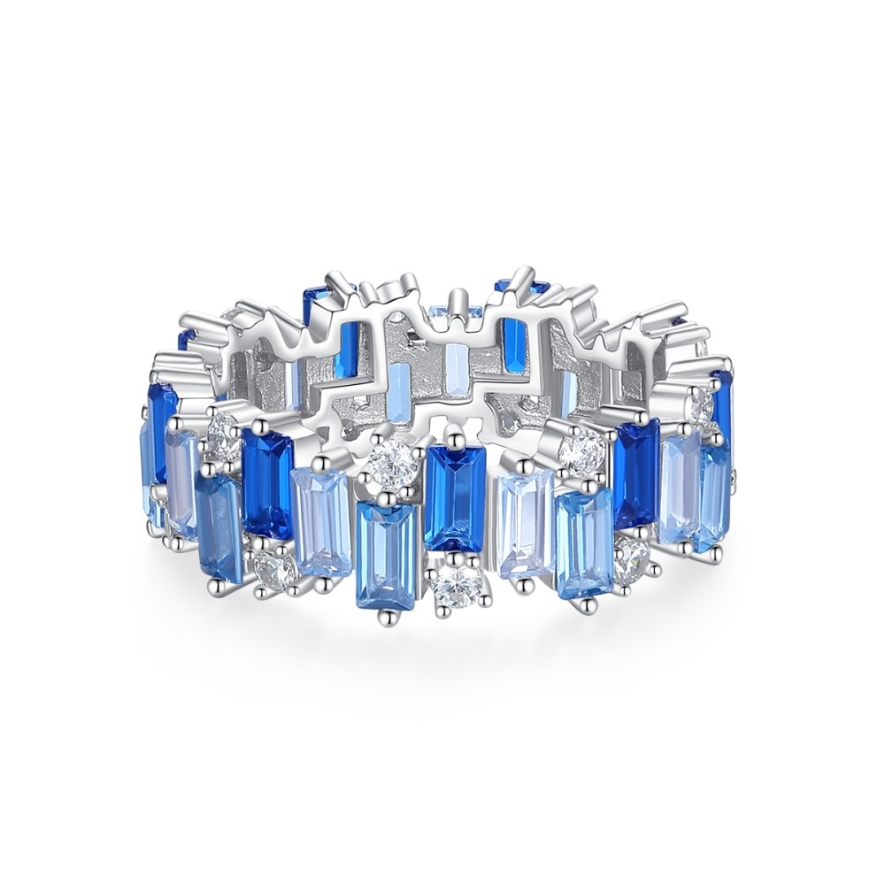 Sterling silver 925°. Ring with blue CZ